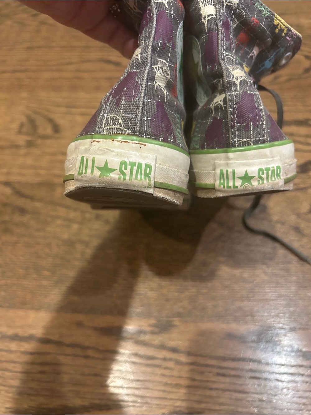 Converse Adult' High-Top Chair patterned Sneakers in Gray with Multi-Color Print - Picture 6 of 7